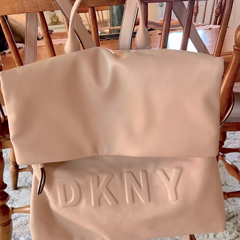 DKNY Multipurpose Fashion Backpack, Pink Tilly.